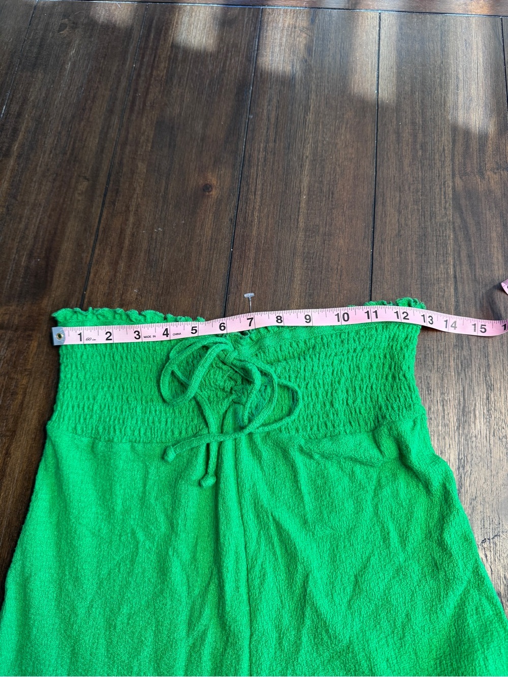 Out From Under Strapless Smocked Romper Green Ruffle Hem Tube Romper XS NWOT - Picture 9 of 14